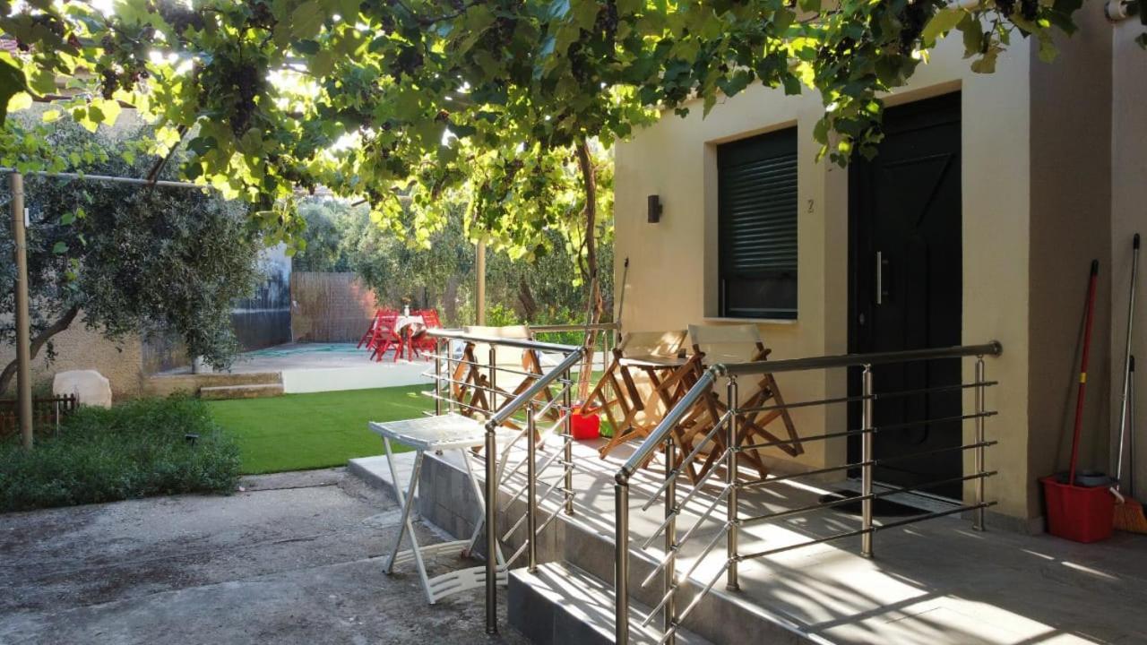Studios Garden Potos Exterior foto