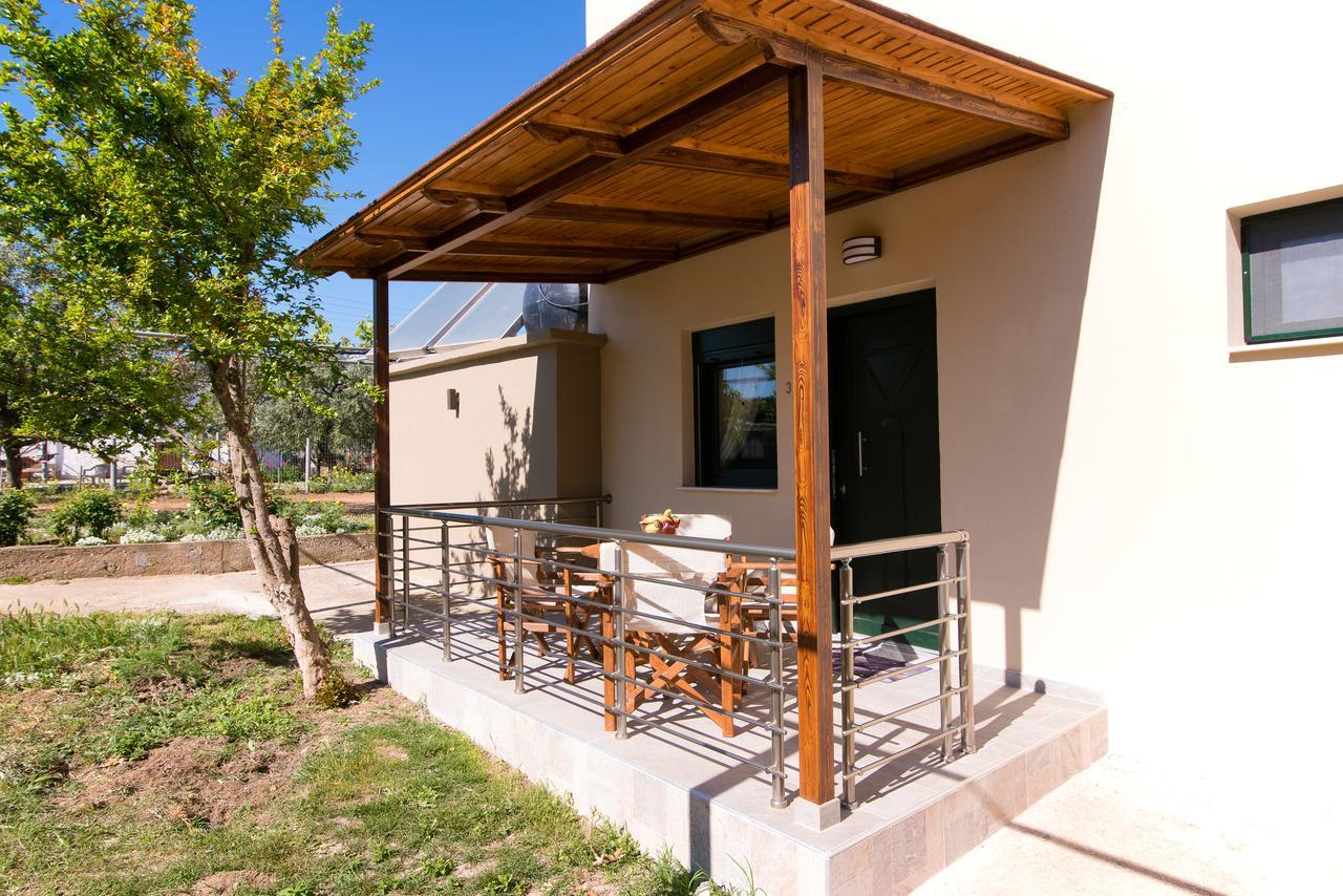 Studios Garden Potos Exterior foto
